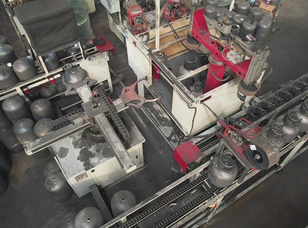 Machine &agrave; souder les colliers/anneaux de protection/poign&eacute;es pour la fabrication de bouteilles de GP