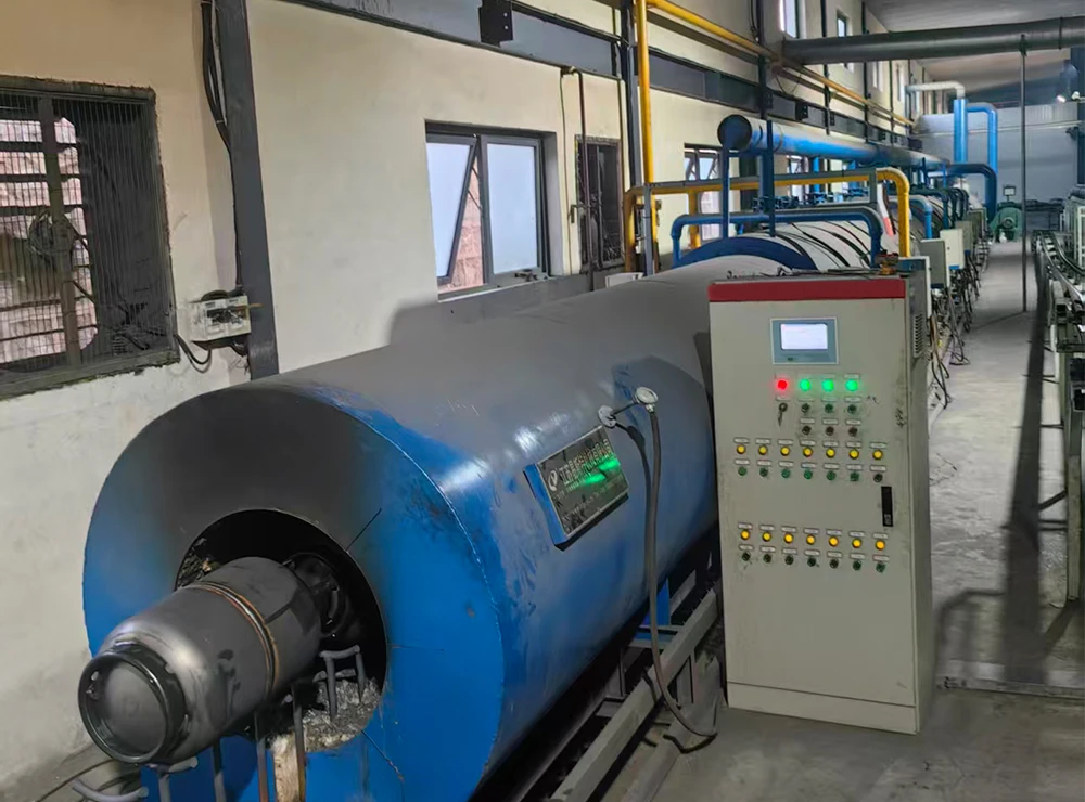Four de recuit pour cha&icirc;ne de production de bouteilles de GPL