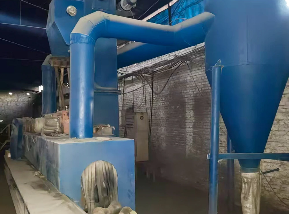 Machine de grenaillage pour ligne de production de bouteilles de GPL