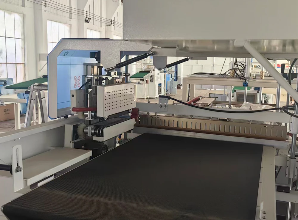 Machine de recouvrement de film plastique