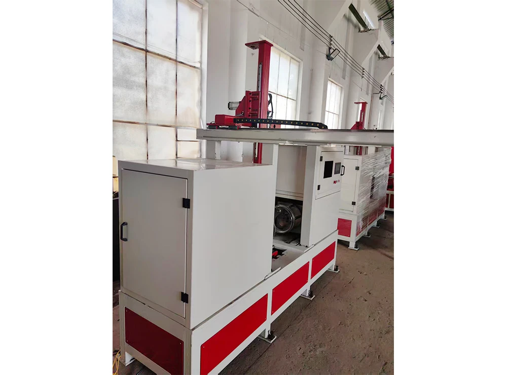 Soudage automatique de joints circulaires de cylindres pour une ligne de production de bouteilles de